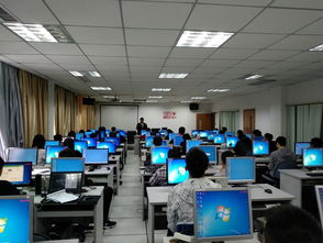 計(jì)算機(jī)與信息學(xué)院2015級(jí)電子信息工程專業(yè)開展計(jì)算機(jī)網(wǎng)絡(luò)工程入訓(xùn)實(shí)習(xí)